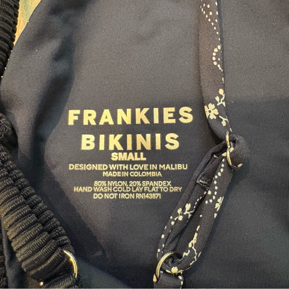Frankies Bikinis Bellamy Ribbed Bandana Bikini Top in Dixie, Sz S - Picture 16 of 16